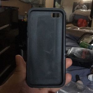 Body glove iPhone 5/5s/SE case.